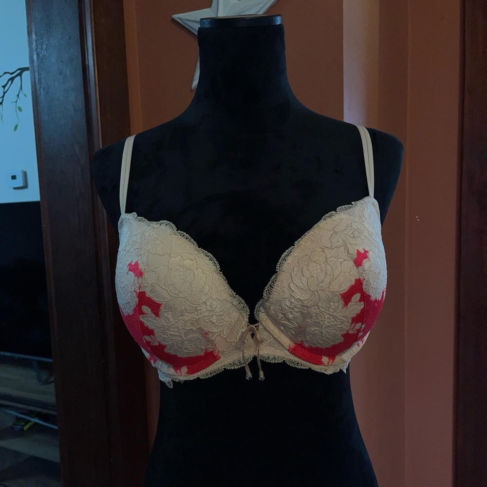 NWT-Vintage Victoria’s Secret bra